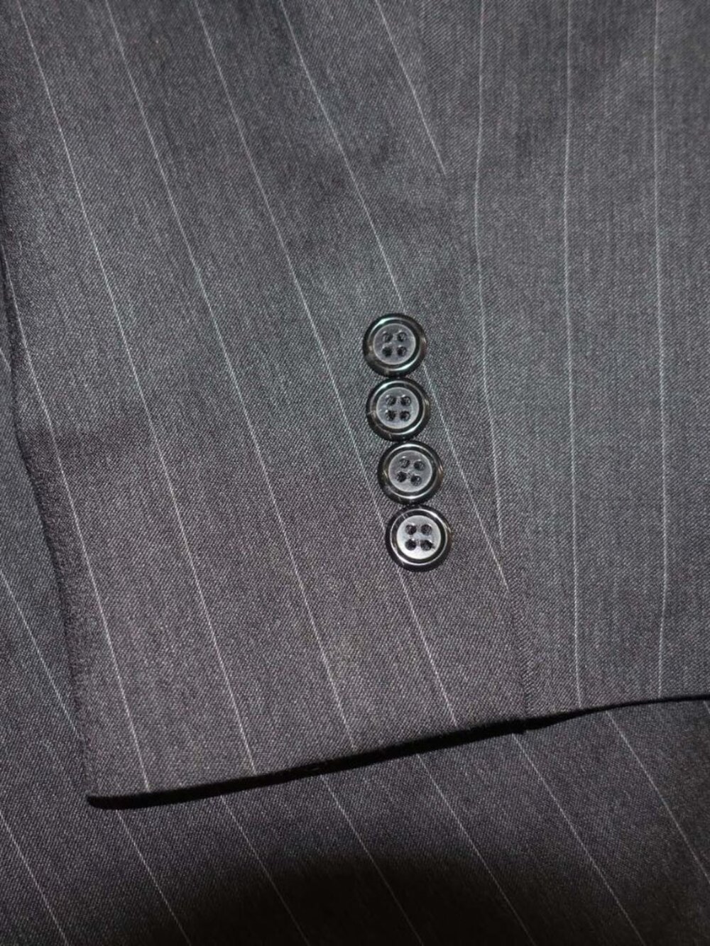 Jos. A. Bank Men's Pinstripe 2 Button Suit Size 50 Regular 46 x 30 Charcoal Gray - Picture 9 of 13
